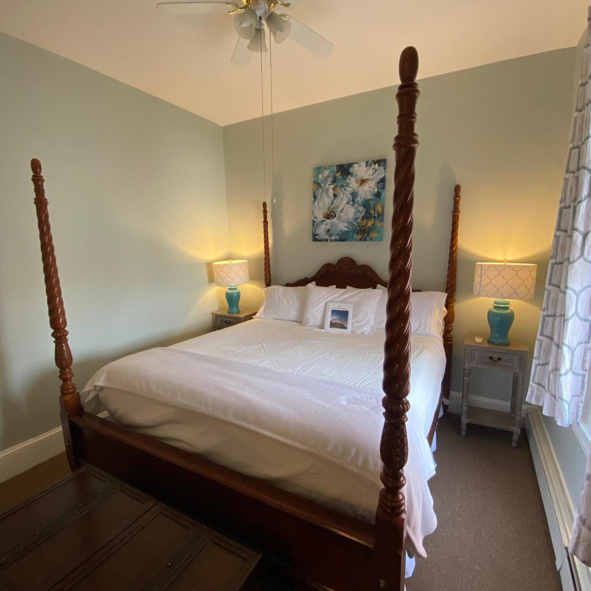 The Ocean House Hotel Spring Lake Room photo